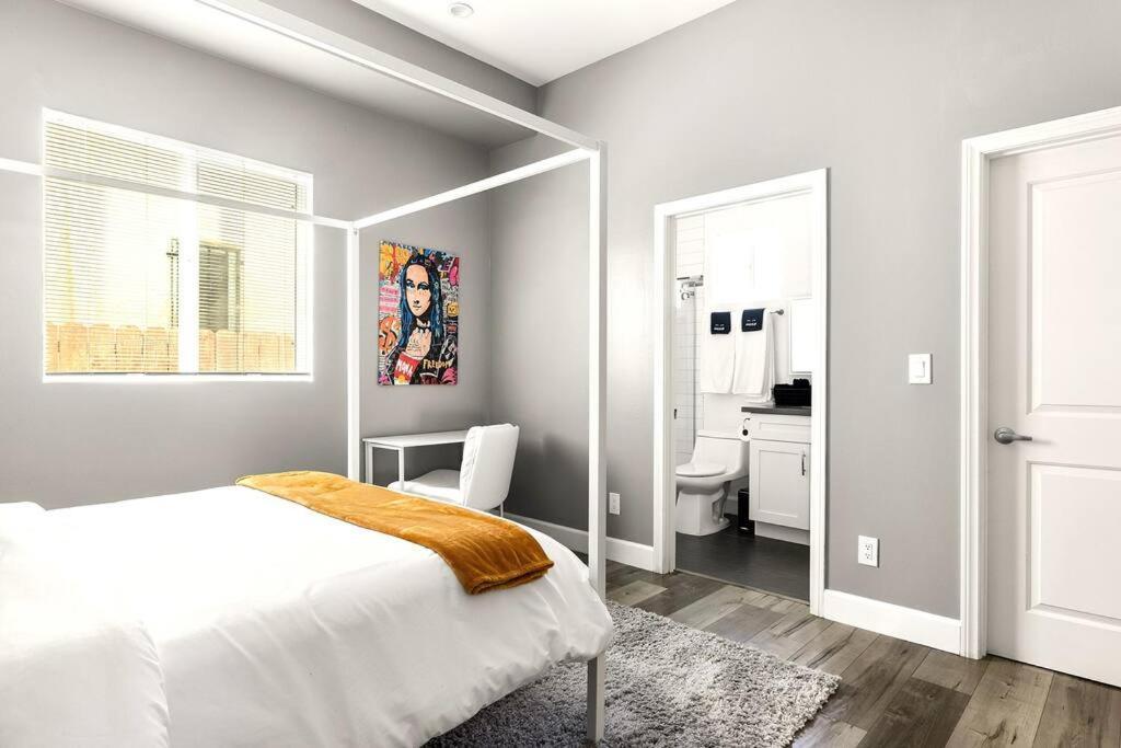 Apartment New Luxury Townhome Sleeps 9 Near Usc/dtla/expo Los Angeles