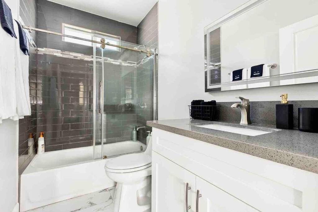 New Luxury Townhome Sleeps 9 Near Usc/dtla/expo Apartment *